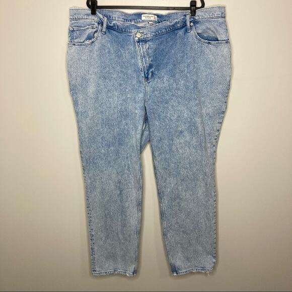 ABERCROMBIE & FITCH 90’s Straight Ultra High Rise Curve Love 37 24 - Picture 1 of 4